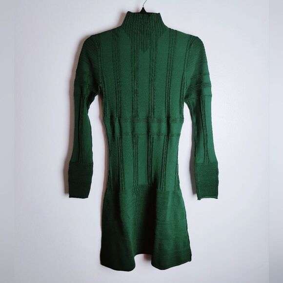 Leon Max Dresses & Skirts - EUC Leon Max Limited Edition Bodycon Fit Flare Mock Neck Sweater Dress, Sz XS